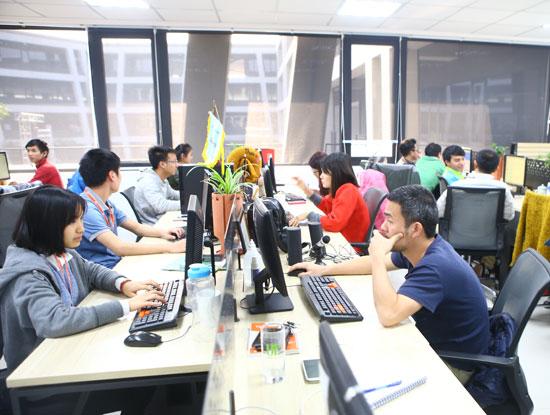 Gắn kết nhà trường - doanh nghiệp trong phát triển nguồn nhân lực ICT chất lượng cao | Tìm lời giải cho bài toán gắn kết “cung - cầu” trong đào tạo nhân lực ICT trình độ cao